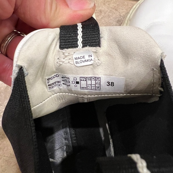 Ecco Size 38 Boots - Picture 4 of 5